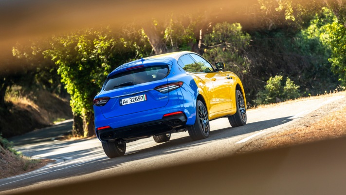 Maserati Levante Hybrid Fuoriserie Bicolor 2021. Desktop wallpaper