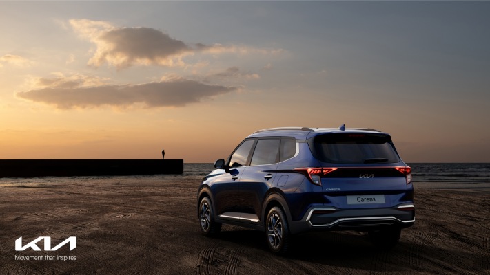 Kia Carens UK Version 2023. Desktop wallpaper