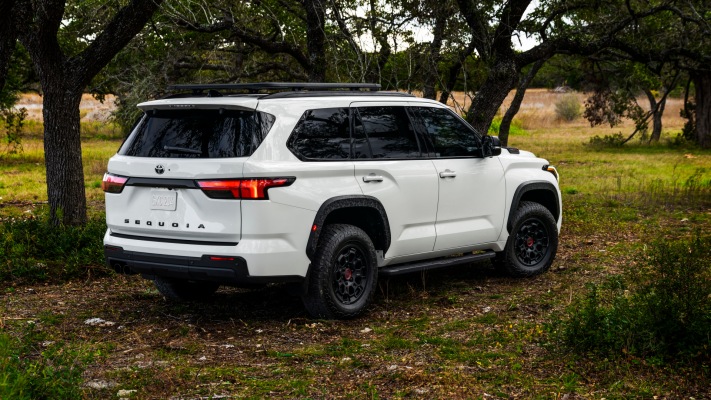 Toyota Sequoia TRD Pro 2023. Desktop wallpaper