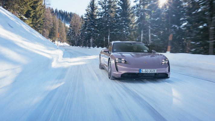 Porsche Taycan Sport Turismo 2022. Desktop wallpaper