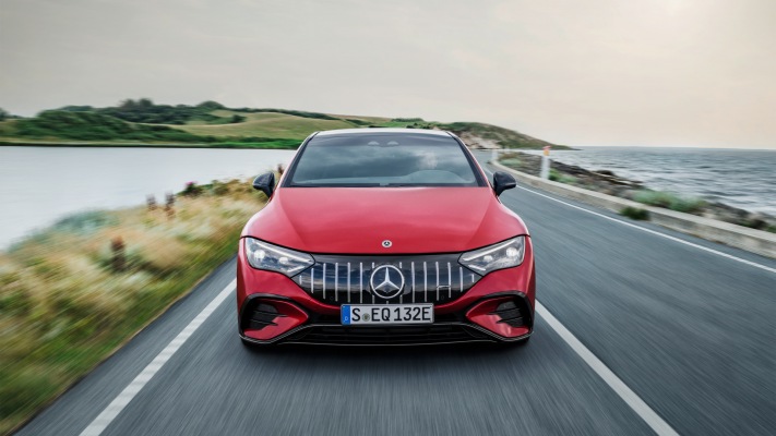 Mercedes-AMG EQE 43 4MATIC 2023. Desktop wallpaper