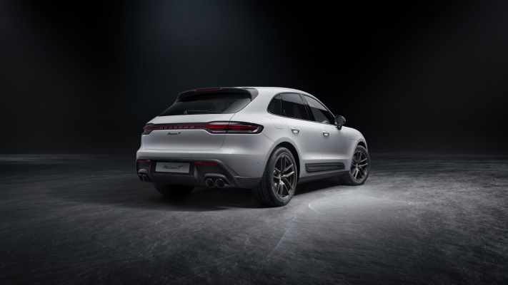 Porsche Macan T 2022. Desktop wallpaper