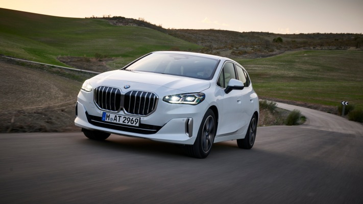 BMW 220i Active Tourer 2022. Desktop wallpaper