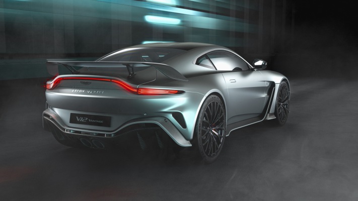 Aston Martin V12 Vantage 2023. Desktop wallpaper