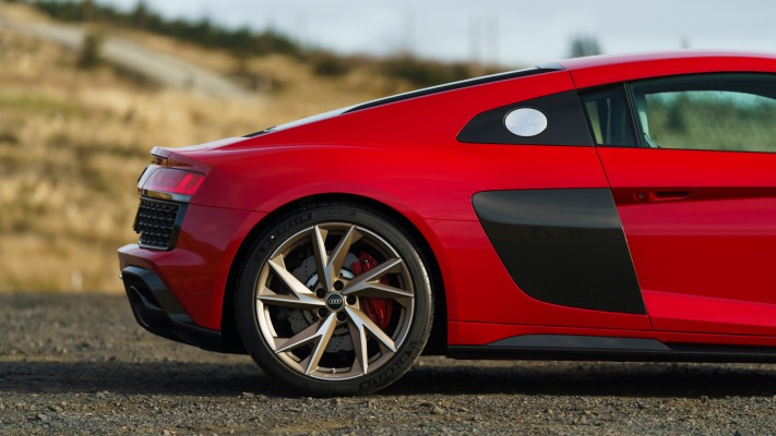 Audi R8 Coupe V10 Performance RWD UK Version 2022. Desktop wallpaper