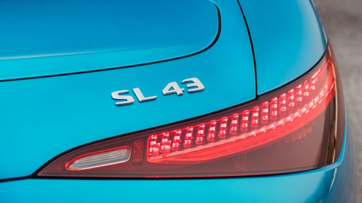 Mercedes-AMG SL 43 2023. Desktop wallpaper