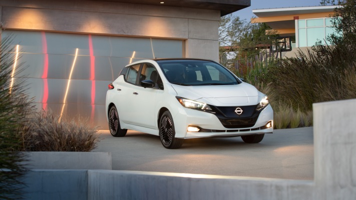 Nissan LEAF USA Version 2023. Desktop wallpaper