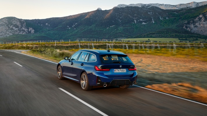 BMW 3 Series Touring 2023. Desktop wallpaper
