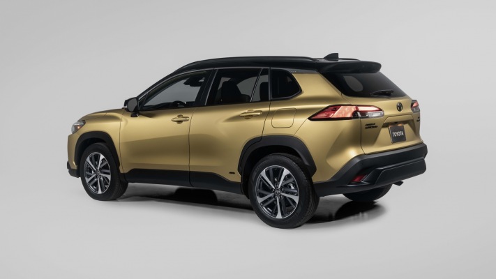 Toyota Corolla Cross Hybrid XSE 2023. Desktop wallpaper
