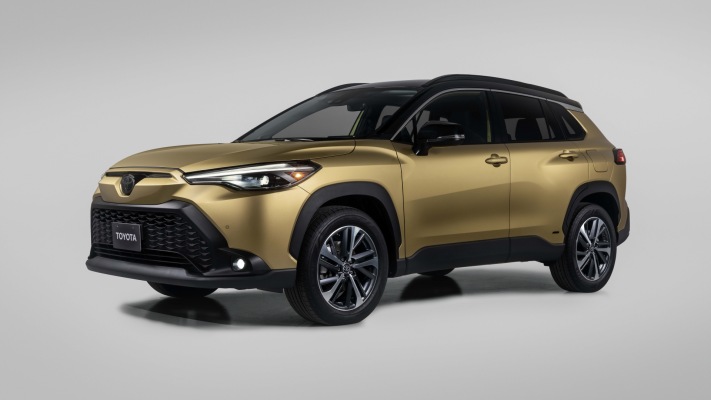 Toyota Corolla Cross Hybrid XSE 2023. Desktop wallpaper