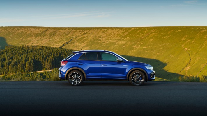 Volkswagen T-Roc R UK Version 2022. Desktop wallpaper