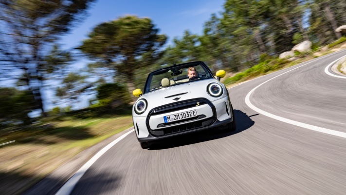 MINI Cooper SE Convertible Concept 2022. Desktop wallpaper