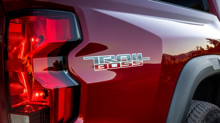 Chevrolet Colorado Trail Boss 2023. Desktop wallpaper