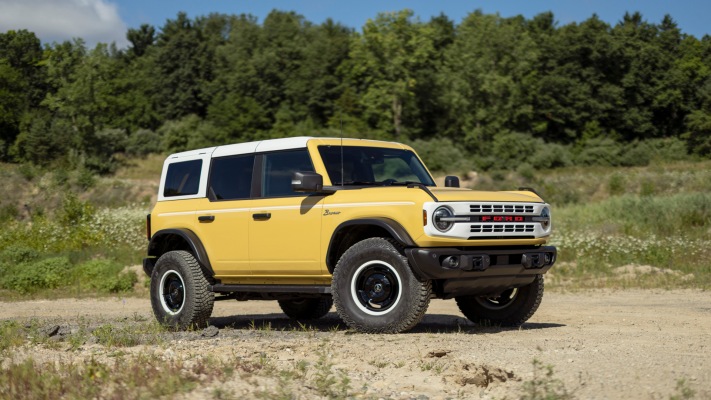 Ford Bronco Heritage Edition 2023. Desktop wallpaper
