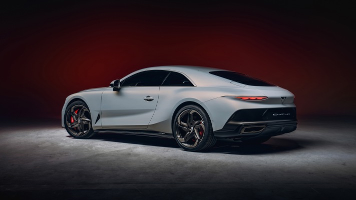 Bentley Mulliner Batur 2023. Desktop wallpaper