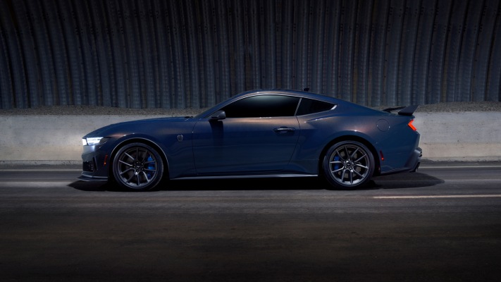 Ford Mustang Dark Horse 2024. Desktop wallpaper