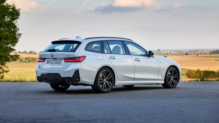 BMW 320d Touring 2023. Desktop wallpaper