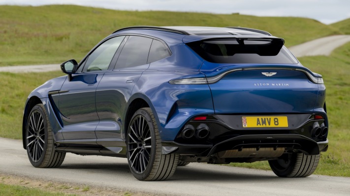Aston Martin DBX 707 UK Version 2022. Desktop wallpaper