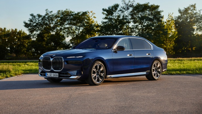 BMW 740d xDrive 2023. Desktop wallpaper