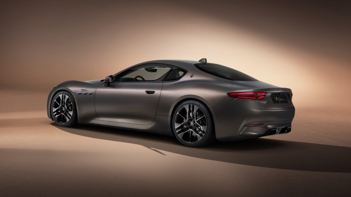 Maserati GranTurismo Folgore 2023. Desktop wallpaper