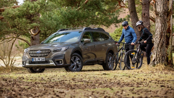 Subaru Outback 2.5i Platinum 2021. Desktop wallpaper