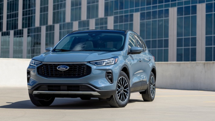 Ford Escape Plug-In Hybrid 2023. Desktop wallpaper