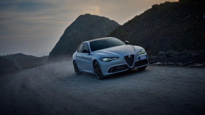 Alfa Romeo Giulia Competizione 2023. Desktop wallpaper