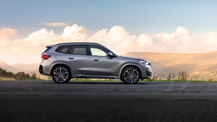 BMW X1 xDrive23i M Sport UK Version 2023. Desktop wallpaper
