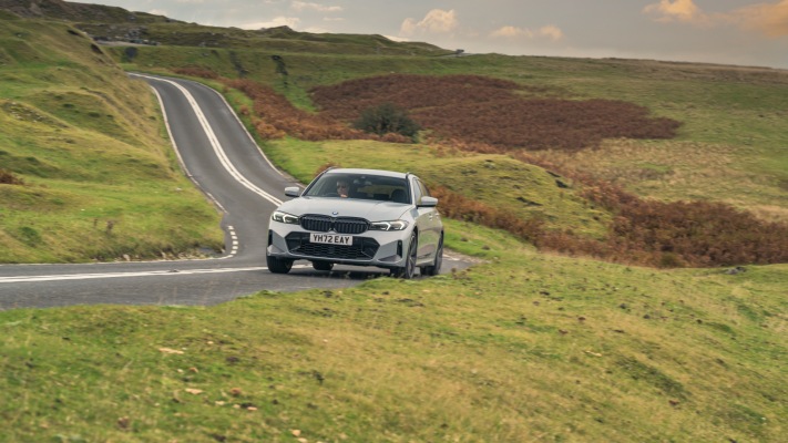 BMW 330e xDrive Touring UK Version 2023. Desktop wallpaper