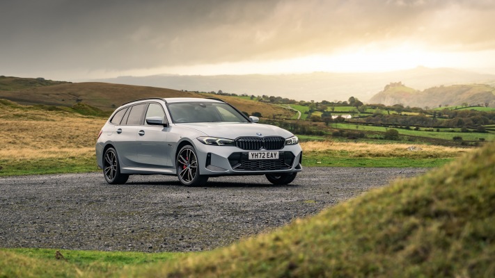BMW 330e xDrive Touring UK Version 2023. Desktop wallpaper