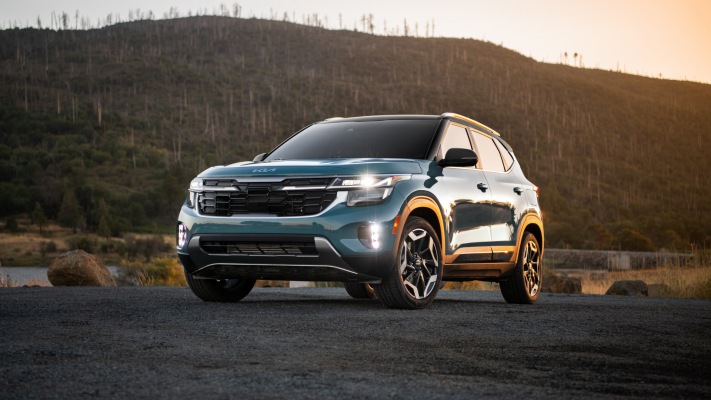 Kia Seltos 2024. Desktop wallpaper