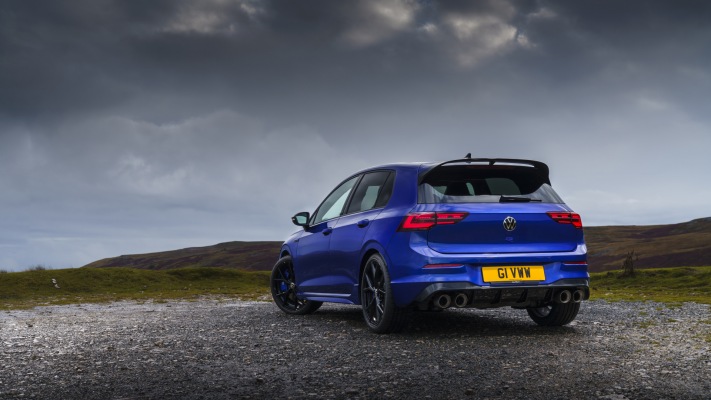 Volkswagen Golf R 20 Years UK Version 2022. Desktop wallpaper