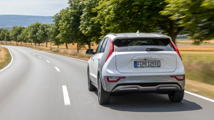 Kia Niro EV 2023. Desktop wallpaper