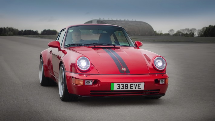 Porsche 911 Everrati 2021. Desktop wallpaper