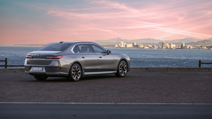 BMW i7 xDrive60 South Africa Version 2023. Desktop wallpaper