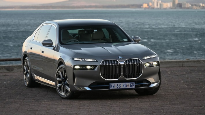 BMW i7 xDrive60 South Africa Version 2023. Desktop wallpaper