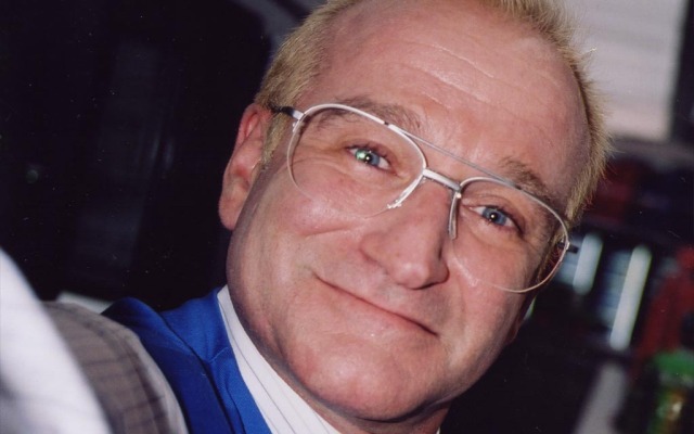 One Hour Photo. Desktop wallpaper