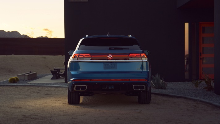 Volkswagen Atlas Cross Sport SEL 2024. Desktop wallpaper