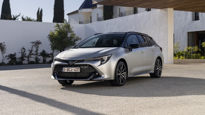 Toyota Corolla Touring Sports 2023. Desktop wallpaper