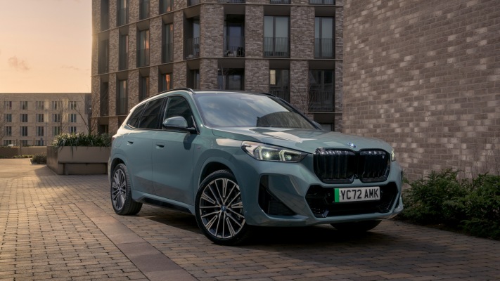 BMW iX1 xDrive30 M Sport UK Version 2023. Desktop wallpaper