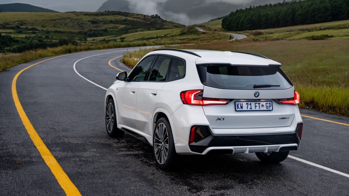 BMW X1 sDrive18i ZA Version 2023. Desktop wallpaper