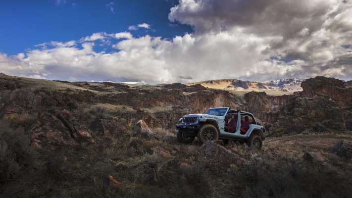 Jeep Wrangler Rubicon 392 2024. Desktop wallpaper