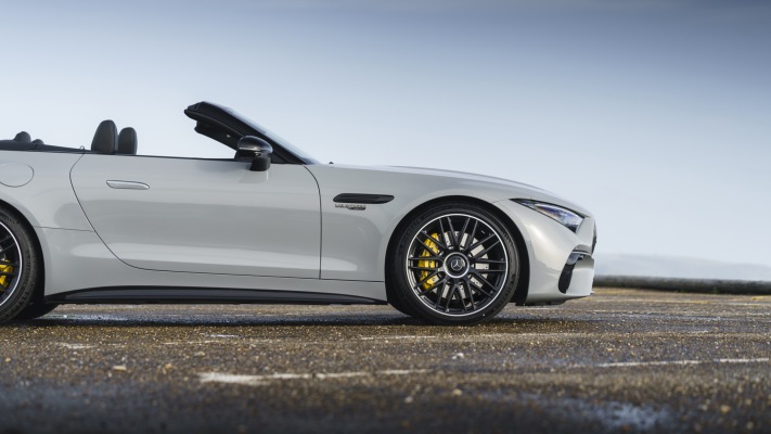 Mercedes-AMG SL 63 4MATIC+ UK Version 2023. Desktop wallpaper