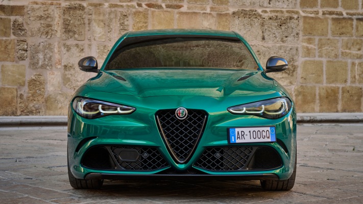 Alfa Romeo Giulia Quadrifoglio 100th Anniversary 2023. Desktop wallpaper
