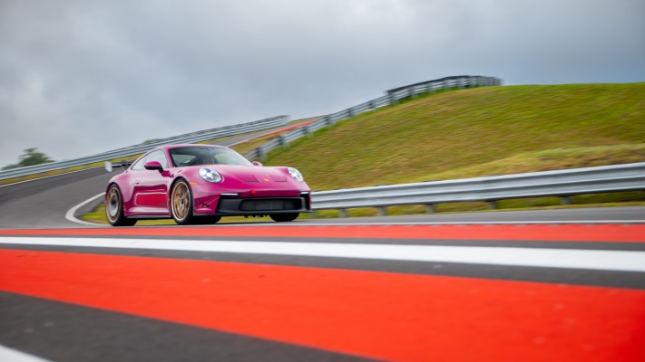 Porsche 911 GT3 Manthey Performance Kit 2023. Desktop wallpaper