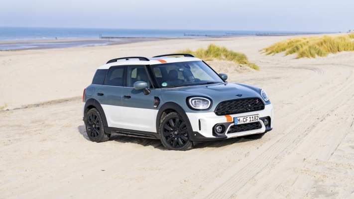 MINI Cooper S Countryman ALL4 Uncharted Edition 2023. Desktop wallpaper