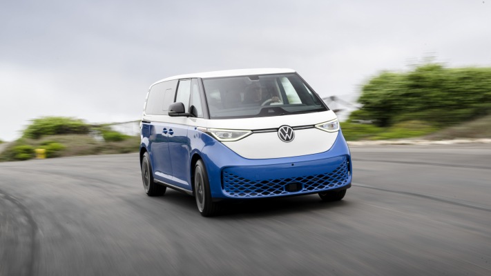 Volkswagen ID. Buzz LWB 2024. Desktop wallpaper