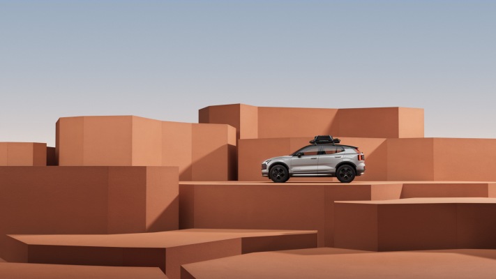 Volvo EX30 Cross Country 2025. Desktop wallpaper