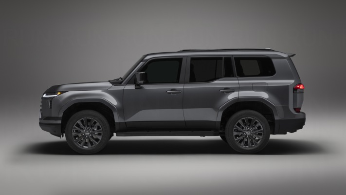 Lexus GX 550 Premium 2024. Desktop wallpaper