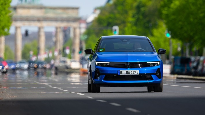 Opel Astra Electric 2023. Desktop wallpaper